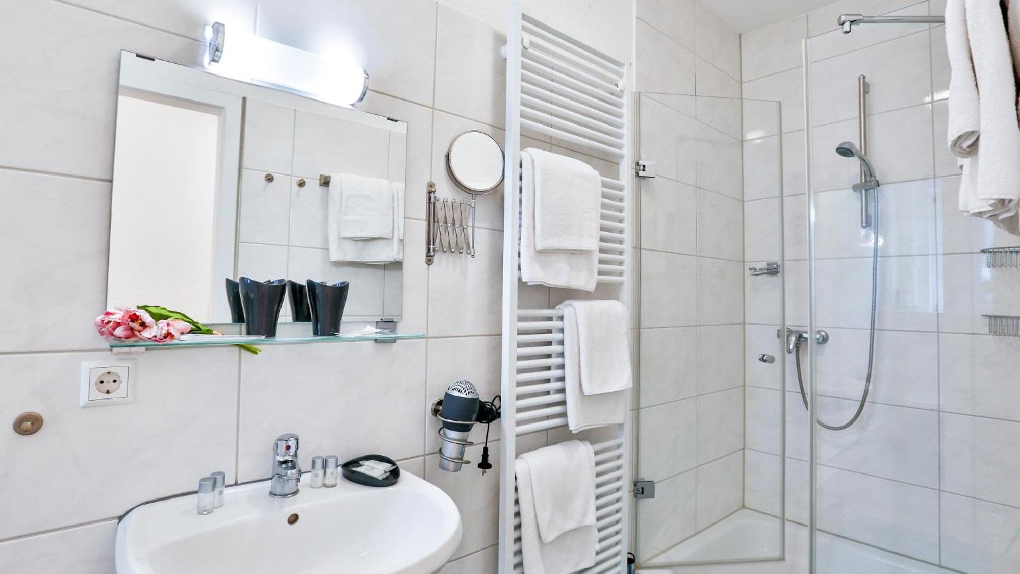 Hotel Laterne Baden-Baden Room photo